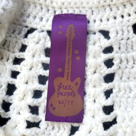 Rare Free People Crochet neckline metallic Splatter button front Tank xs - Picture 2 of 6